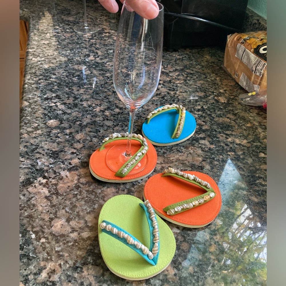 Drink Wear Flip Flops for your Glass